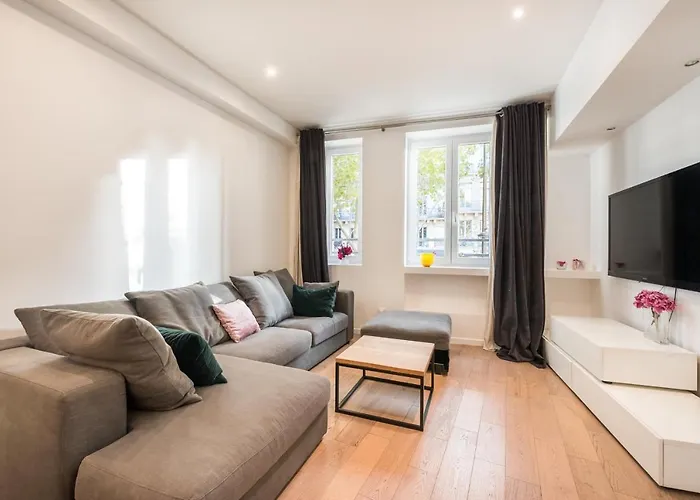 Spacious Apartment-2br-6p-boulevard Saint-germain Párizs