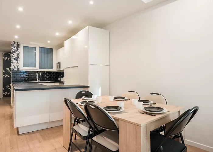 Spacious Apartment-2br-6p-boulevard Saint-germain Apartman